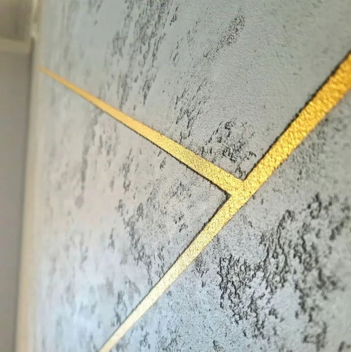 Beton dekoracyjny KING – efekt PASÓW z FUGĄ + taśma | zestaw do 17 m²